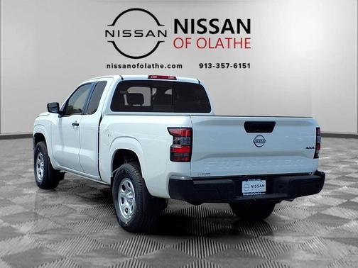 Glacier White 2026 Nissan Frontier S