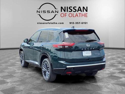 Obsidian Green 2026 Nissan Rogue Platinum