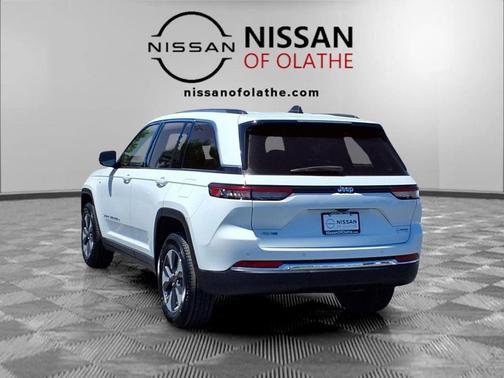 Bright White Clearcoat 2022 Jeep Grand Cherokee 4xe Base