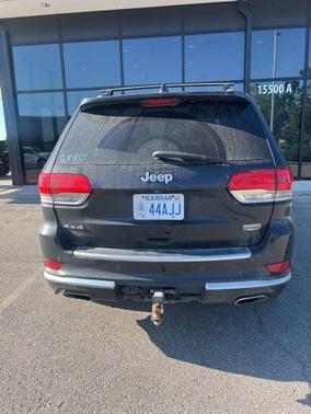 Brilliant Black Crystal Pearlcoat 2015 Jeep Grand Cherokee Summit