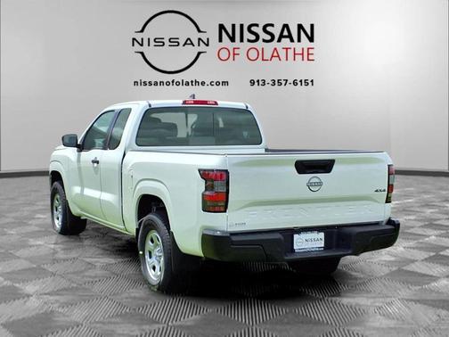 Glacier White 2026 Nissan Frontier S