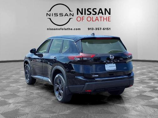 Super Black 2026 Nissan Rogue SV