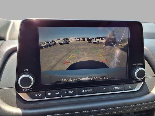 Brilliant Silver Metallic 2025 Nissan Rogue SV