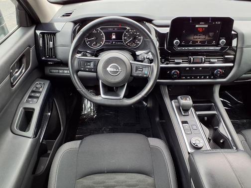 Gun Metallic 2025 Nissan Pathfinder SV 4WD