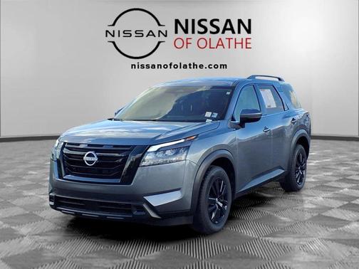 Gun Metallic 2025 Nissan Pathfinder SV 4WD