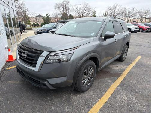 Gun Metallic 2025 Nissan Pathfinder SV 4WD