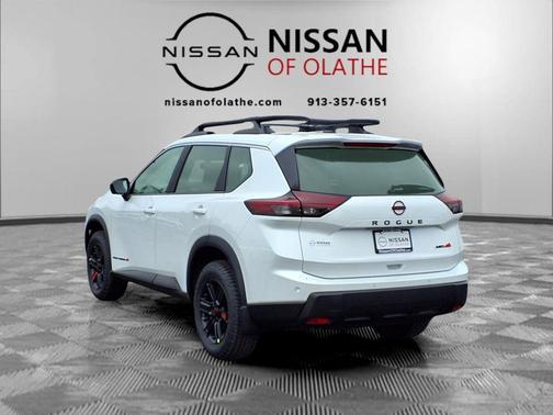 Everest White Pearl Tricoat 2026 Nissan Rogue Rock Creek