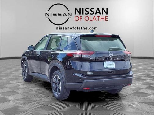 Super Black 2025 Nissan Rogue SV