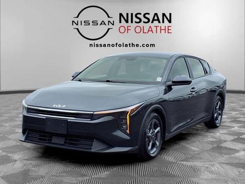 Interstellar Gray 2025 Kia K4 LXS