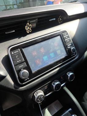 Super Black 2022 Nissan Kicks S
