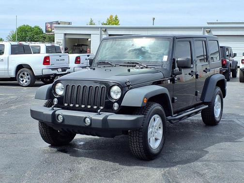 Black Clearcoat 2014 Jeep Wrangler Unlimited Sport