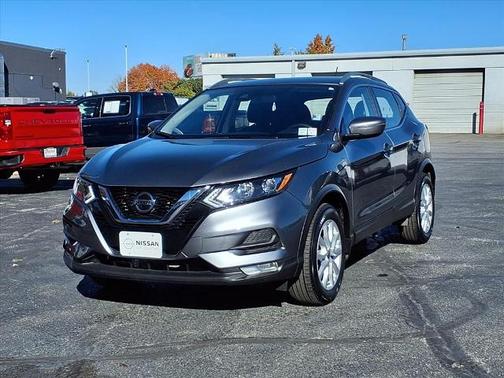 2022 Nissan Rogue Sport SV