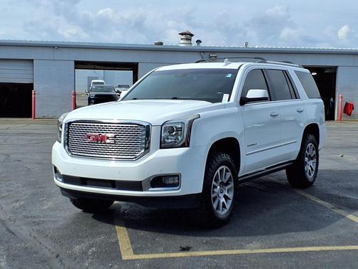 Summit White 2017 GMC Yukon Denali