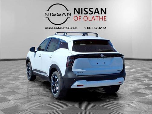 Fresh Powder 2026 Nissan Kicks SV