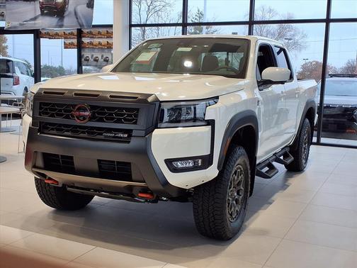 Glacier White 2026 Nissan Frontier PRO-4X