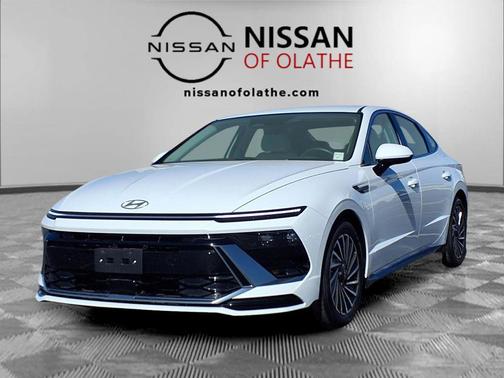 Serenity White 2025 Hyundai SONATA Hybrid SE