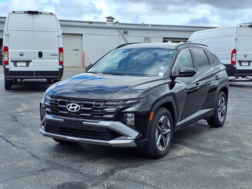 Phantom Black 2026 Hyundai TUCSON SEL