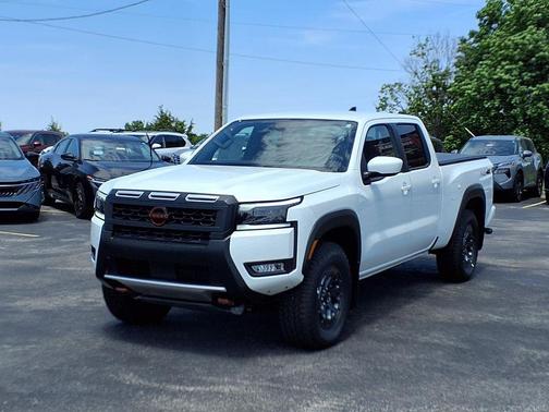 Glacier White 2026 Nissan Frontier PRO-4X