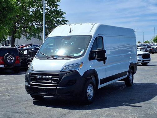Bright White Clearcoat 2023 RAM ProMaster 2500 High Roof