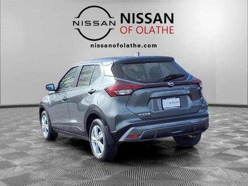 2025 Nissan Kicks Play S