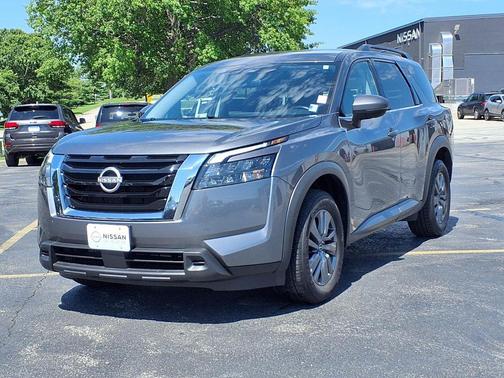 Gun Metallic 2024 Nissan Pathfinder SV FWD