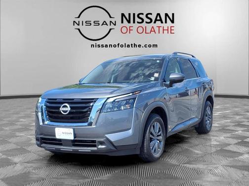 Gun Metallic 2024 Nissan Pathfinder SV FWD