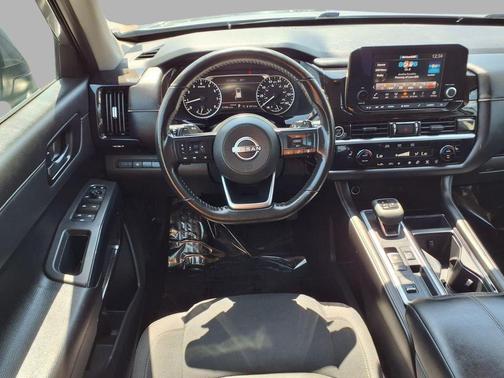 Gun Metallic 2024 Nissan Pathfinder SV FWD