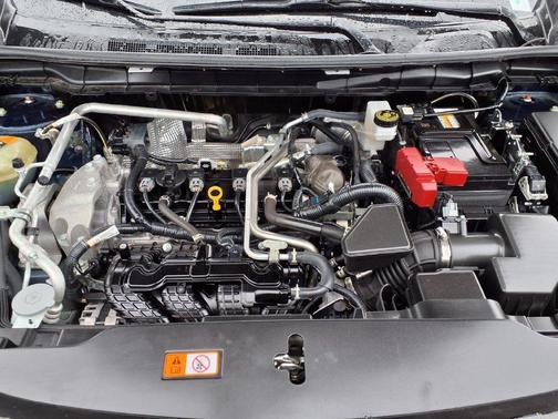 Black 2025 Mitsubishi Outlander
