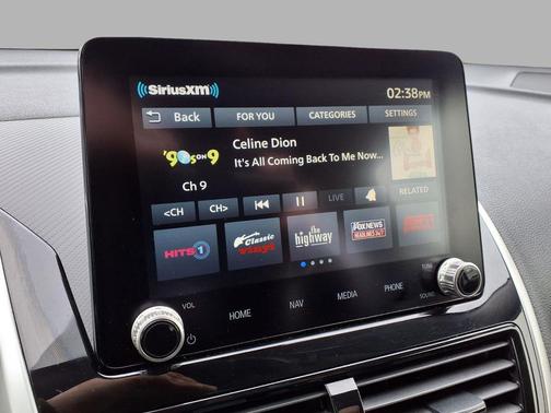 Silver 2025 Mitsubishi Eclipse Cross SE