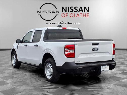 OXFORD WHITE 2025 Ford Maverick XL