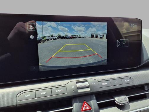 Aurora Black Pearl 2025 Kia K4 LXS