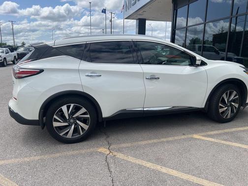 Pearl White 2017 Nissan Murano Platinum