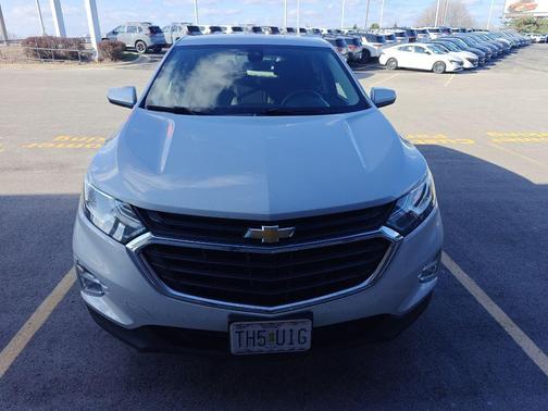 Silver Ice Metallic 2020 Chevrolet Equinox 1LT
