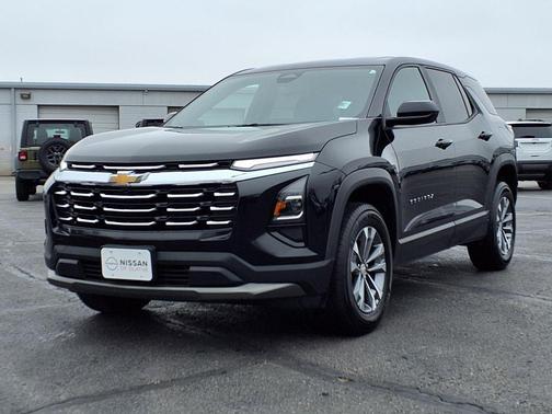 Mosaic Black Metallic 2025 Chevrolet Equinox 1LT