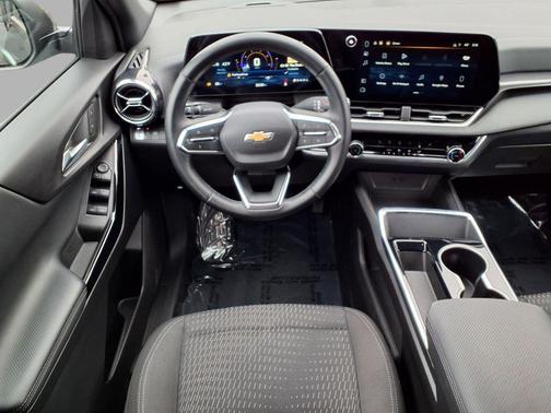 Mosaic Black Metallic 2025 Chevrolet Equinox 1LT