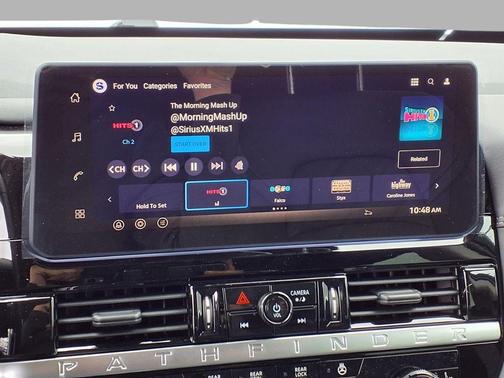 Everest White Pearl Tricoat 2026 Nissan Pathfinder Platinum