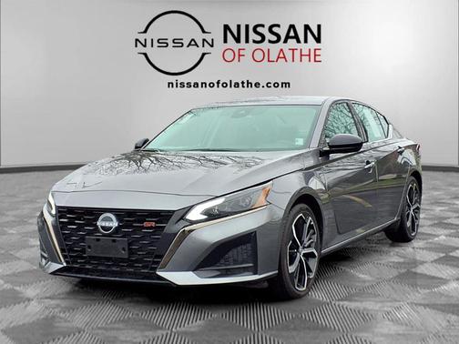 Gun Metallic 2024 Nissan Altima SR FWD