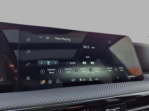 Aspen White Tricoat 2026 Nissan Kicks SR