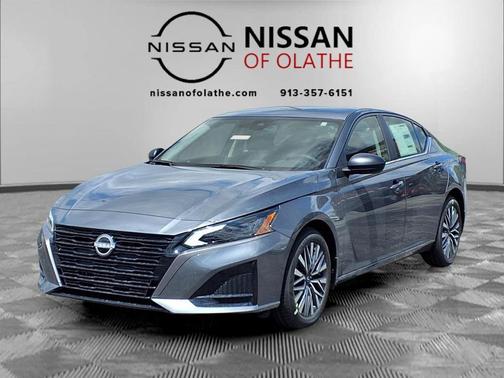 Gun Metallic 2026 Nissan Altima 2.5 SV