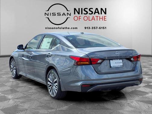 Gun Metallic 2026 Nissan Altima 2.5 SV