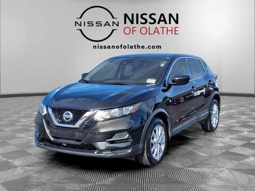 Magnetic Black Pearl 2020 Nissan Rogue Sport S