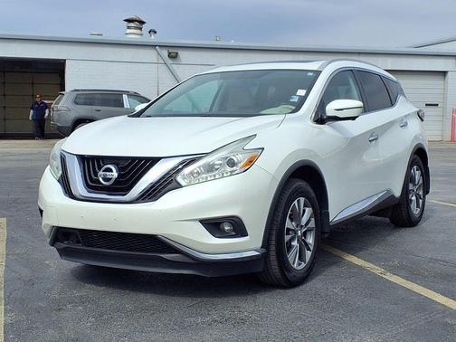 Pearl White 2016 Nissan Murano SL