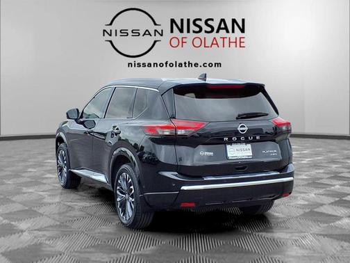 Super Black 2024 Nissan Rogue Platinum