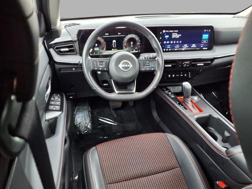Gun Metallic 2026 Nissan Kicks SR