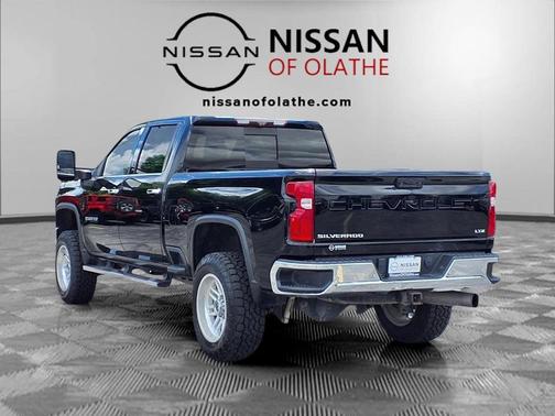 Black 2020 Chevrolet Silverado 2500 LTZ