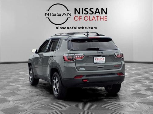 Sting-Gray Clearcoat 2022 Jeep Compass Trailhawk