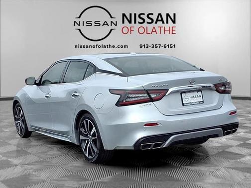 2023 Nissan Maxima SV