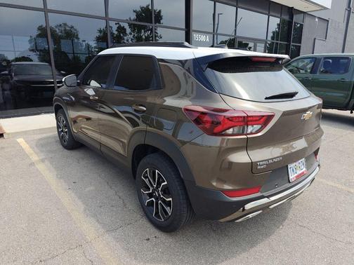 Zeus Bronze Metallic 2022 Chevrolet Trailblazer ACTIV