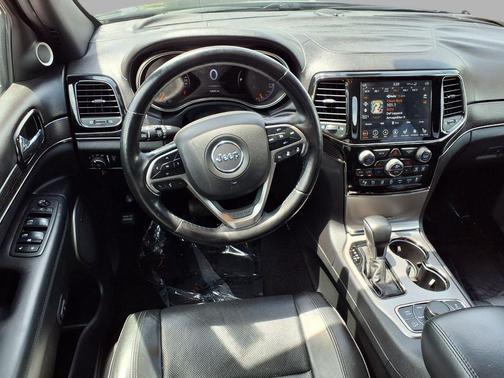 Diamond Black Crystal Pearlcoat 2021 Jeep Grand Cherokee High Altitude