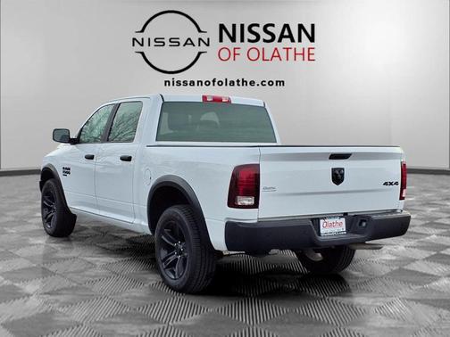 Bright White Clearcoat 2024 RAM 1500 Classic Warlock Crew Cab 4x4 5'7' Box